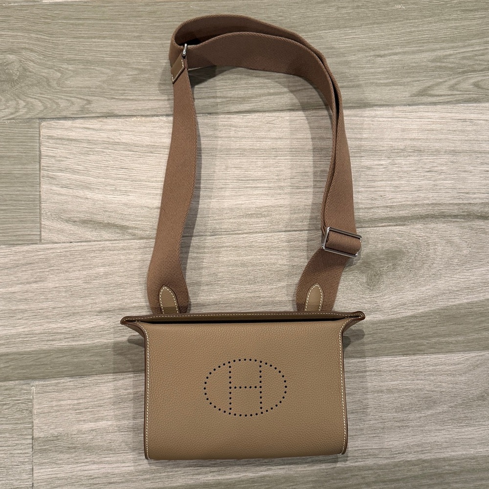 Hermes Videpoches Bag in Etoupe Togo H084283CKAA